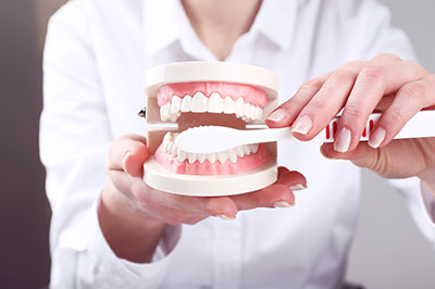 Davenport Dental Associates | Snoring Appliances, Periodontal Treatment and Wisdom Teeth